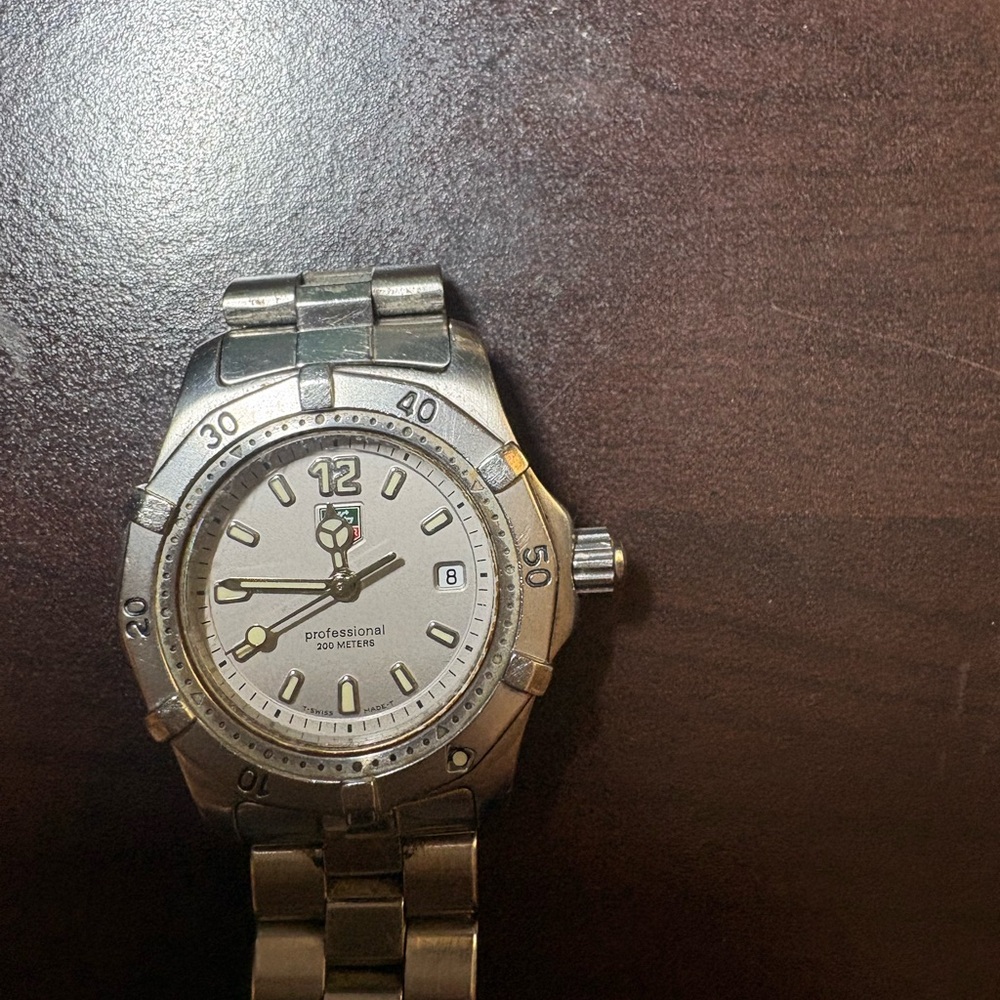 Tag Heuer WK131 Professional
2000 Classic Swiss Quartz Ladies Date
Watch - Picture 2 of 9